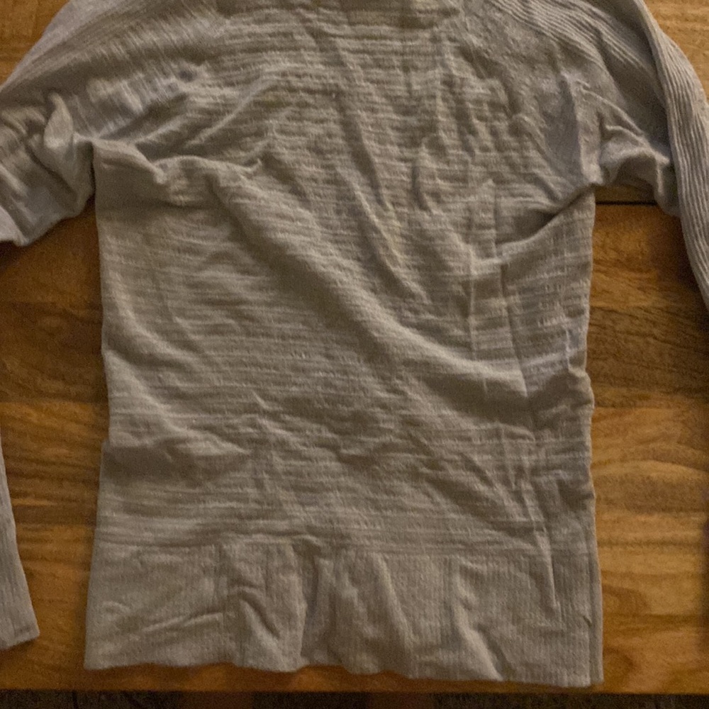 Athleta Grey Top - Picture 2 of 5